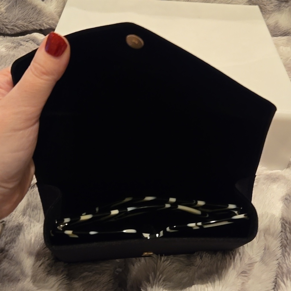 Dolce & Gabbana Black on Zebra Gray Gradient Sunglasses Brand New In Box - Picture 9 of 14